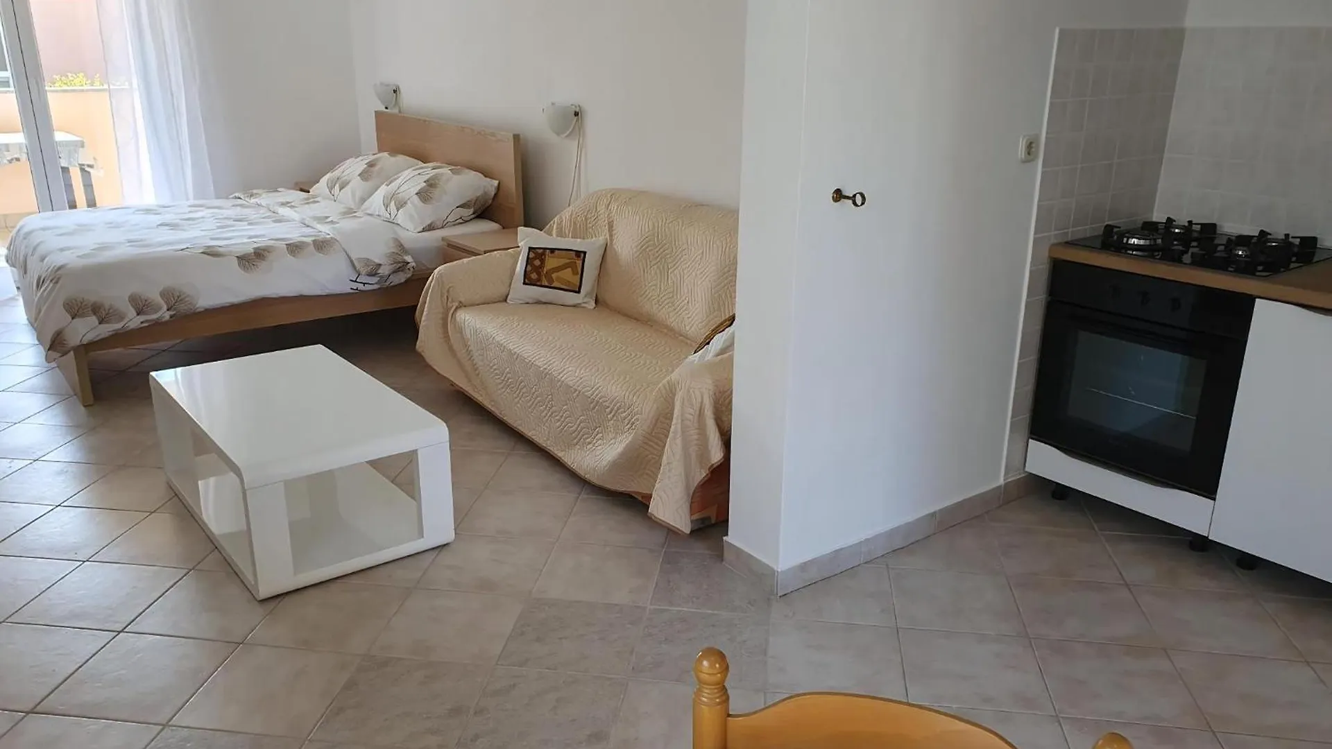 Appartement In Banjole Mit Terrasse Und Garten